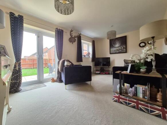 3 bed Semi-Detached for sale Image 7