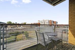 23, 15, Tarves Way, London SE10 9JP