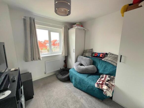 3 bed Semi-Detached for sale Image 5