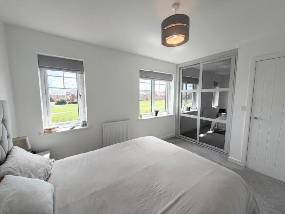 2 bed Semi-Detached for sale Image 10