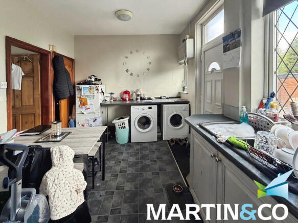 2 bed Terraced for sale Image 7