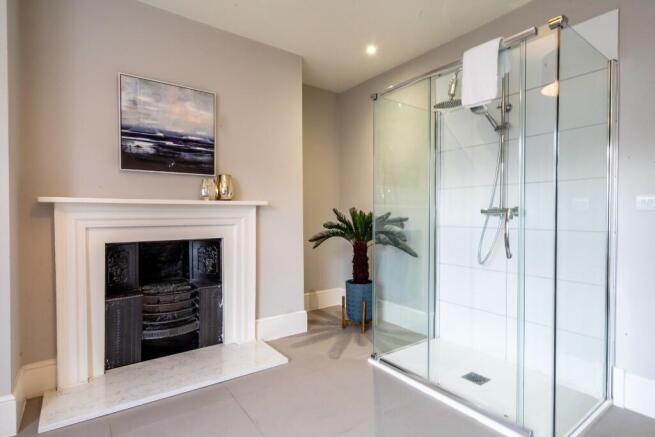 3 bed Semi-Detached to rent Image 12