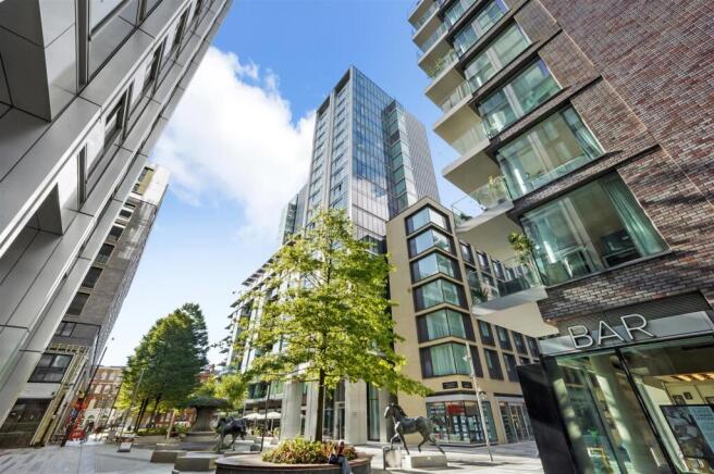 Apartment 504, Satin House - TiPGQU8dXWcJEYLimXEM.