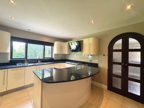 Cedar House, Norwood Park, Birkby, HD2 photo 4
