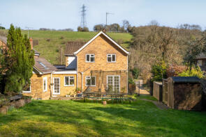 Bumblies, Bryants Bottom Road, Great Missenden HP16 0JU