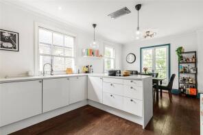 18, Avarn Road, London SW17 9HA