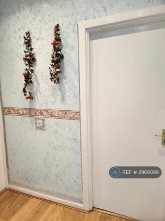 1 bed Flat Share to rent Image 5