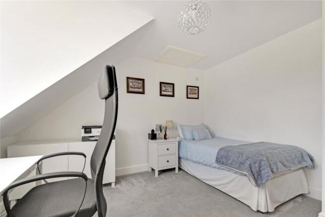 4 bed Terraced for sale Image 12