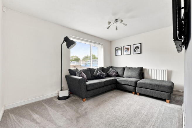 3 bed Semi-Detached for sale Image 12
