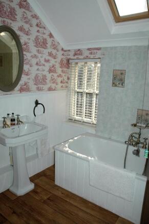 Photo 9