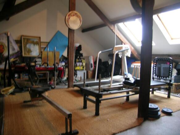 VERSATILE LOFT SPACE