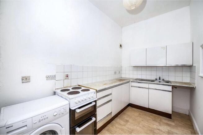Apartment 1-