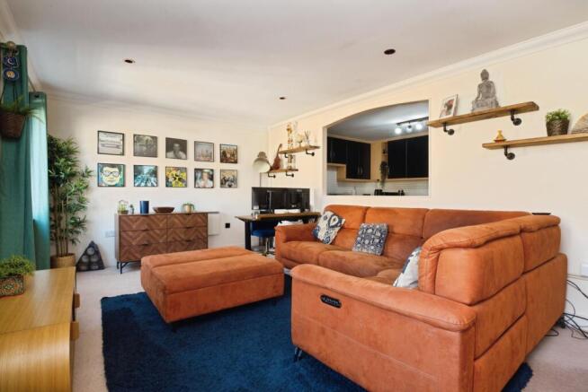 Living/Dining Area