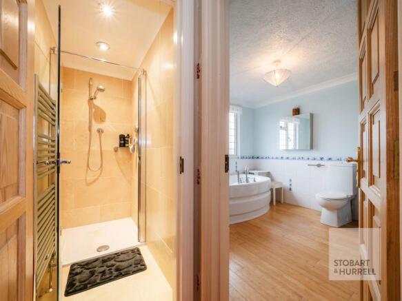 Shower & Bathroom