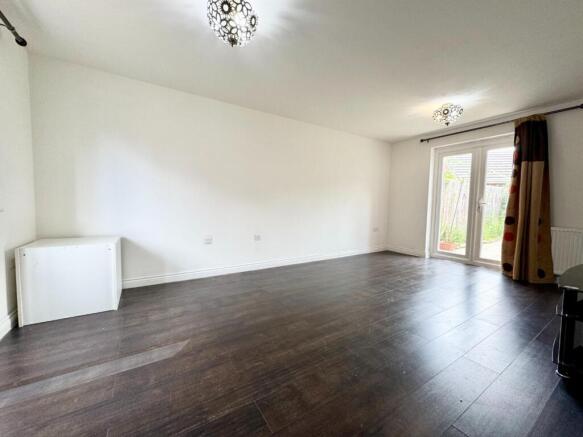 3 bed End of Terrace for sale Image 5