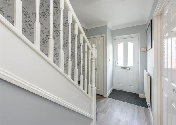36 Old Farm Drive-hall.jpg