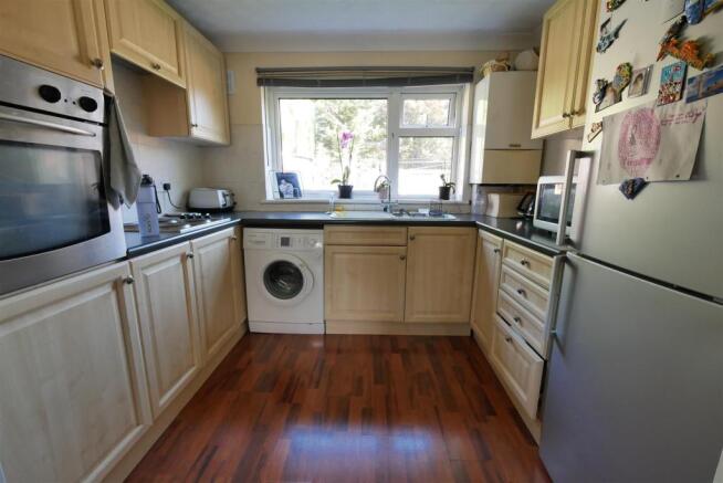 Fitted Kitchen:-