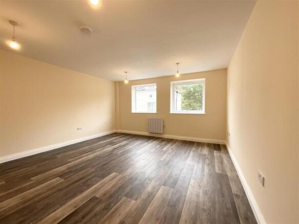 Lounge / Kitchen