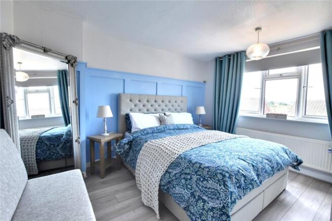 4 bed Semi-Detached for sale Image 9
