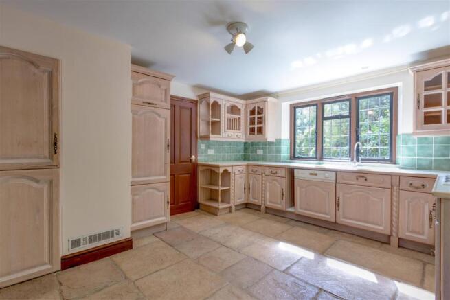 Kitchen.jpg