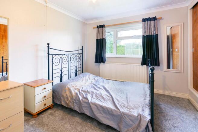 4 bed Detached for sale Image 8
