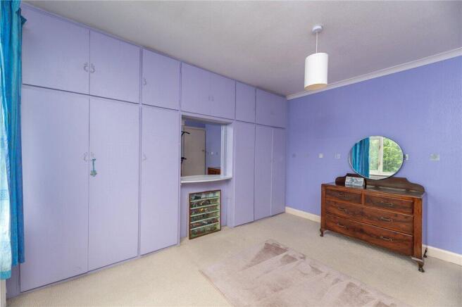 4 bed Semi-Detached for sale Image 6