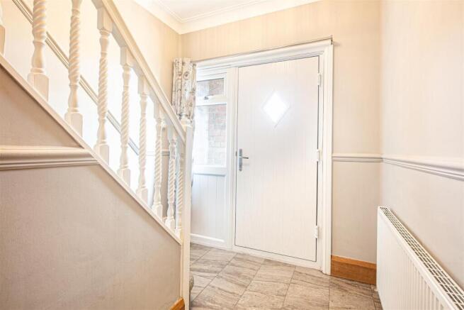 3 bed Semi-Detached for sale Image 5