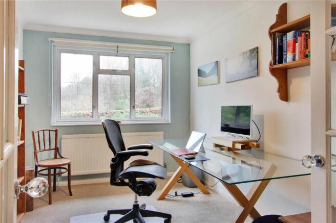 Bedroom/Study