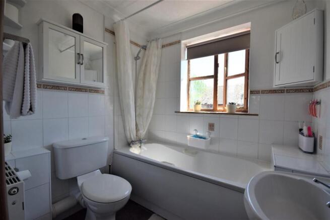BATH.JPG