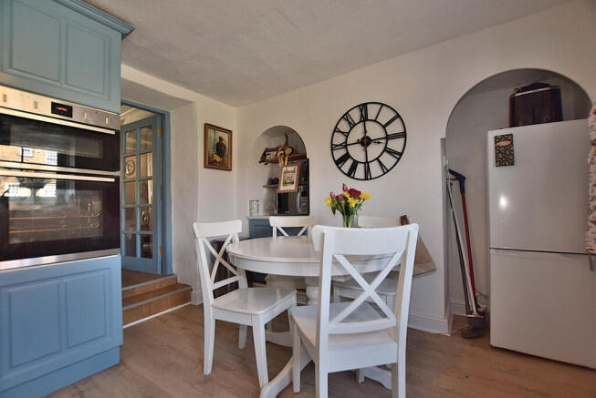2 bed Cottage for sale Image 5