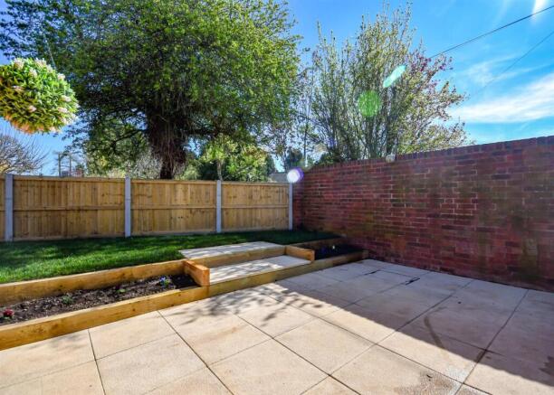 15 School Close-7.jpg