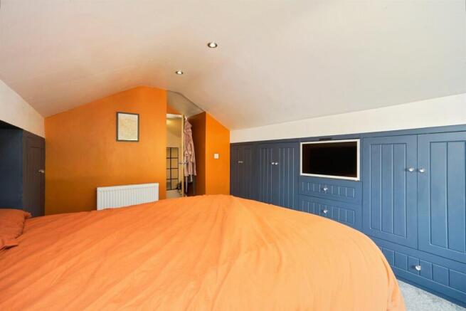 3 bed Detached Bungalow for sale Image 11