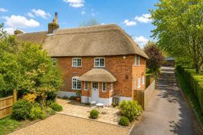 Rook House, Mildenhall SN8 2LR
