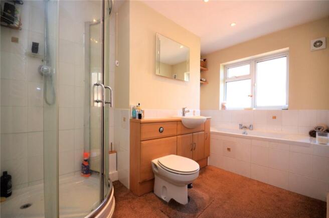Master En-Suite