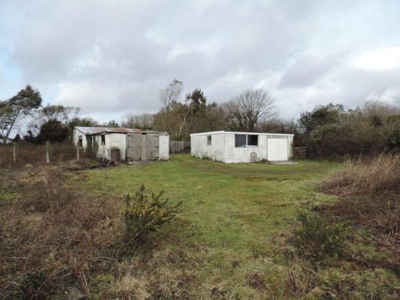 Land & outbuildings