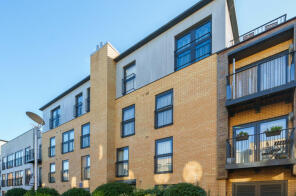 33, Bletchley Court, Hitchin Lane, Stanmore HA7 1FP