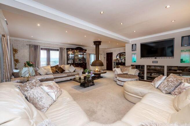 Lounge/sitting...