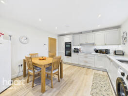 4, The Hawthorns, Cranwell Village, Sleaford NG34 8ZU