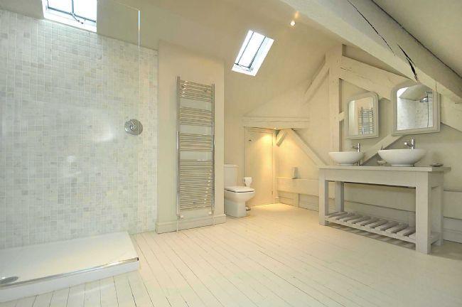 top floor bath...