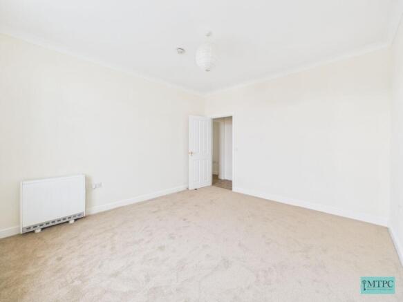 1 bed Flat to rent Image 8