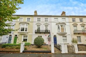 46, Carisbrooke Road, Newport PO30 1BW