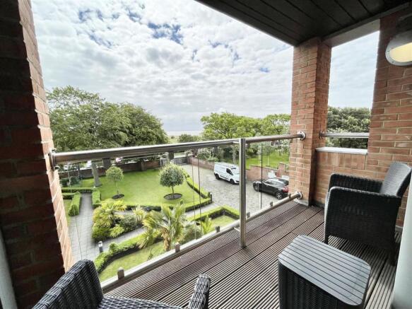 SUN BALCONY
