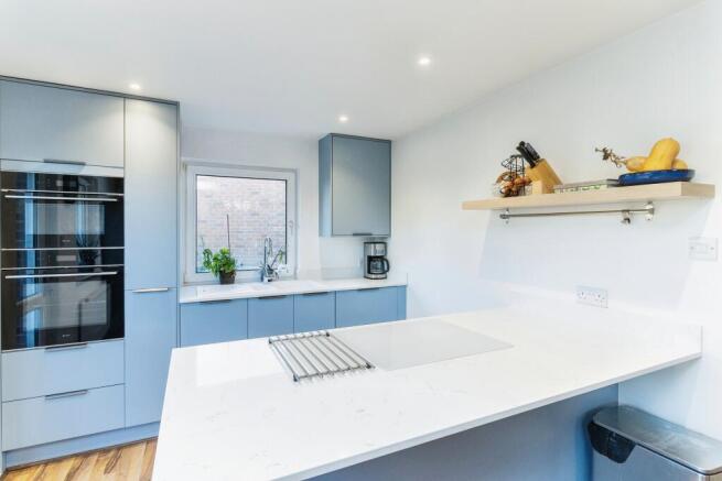 Kitchen/Breakfast