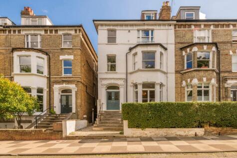 Cardigan Road,
Richmond, TW10