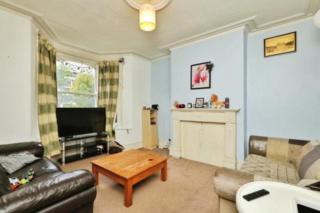 3 bed Terraced for sale Image 7