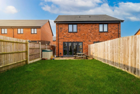 Rosewood Drive, Blythe Valley