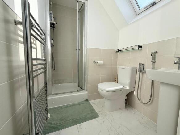 En-Suite.jpeg