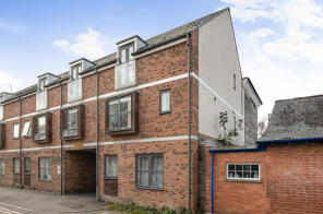 Flat 6, Mundi Court, Friars Street, Hereford HR4 0DA