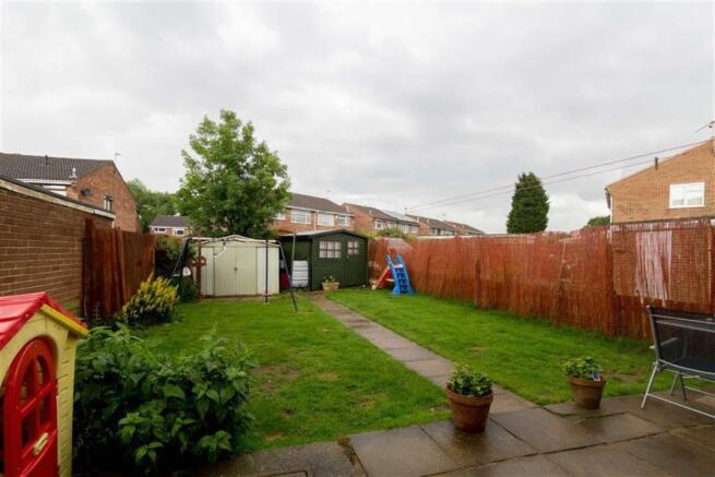 FRONT & REAR GARDENS