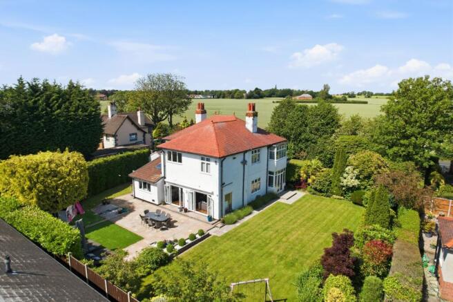 Prescot Road, Aughton, L39 photo 4